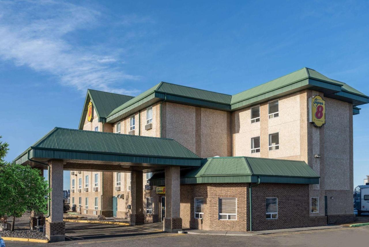 Super 8 By Wyndham Edmonton International Airport Hotel Leduc Exterior photo