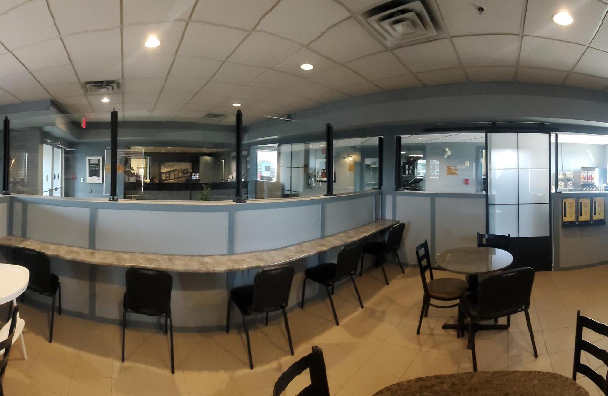 Super 8 By Wyndham Edmonton International Airport Hotel Leduc Exterior photo