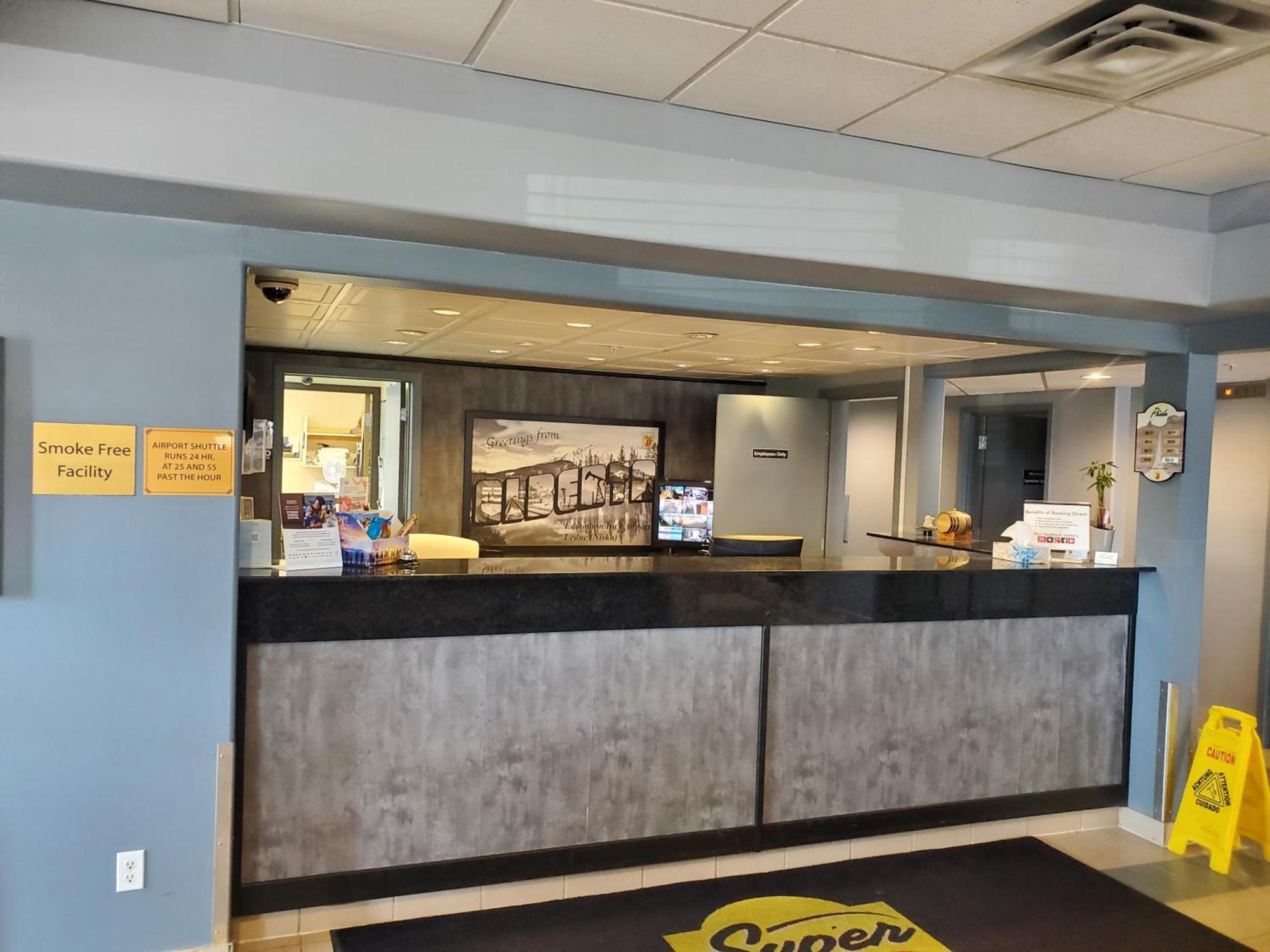 Super 8 By Wyndham Edmonton International Airport Hotel Leduc Exterior photo