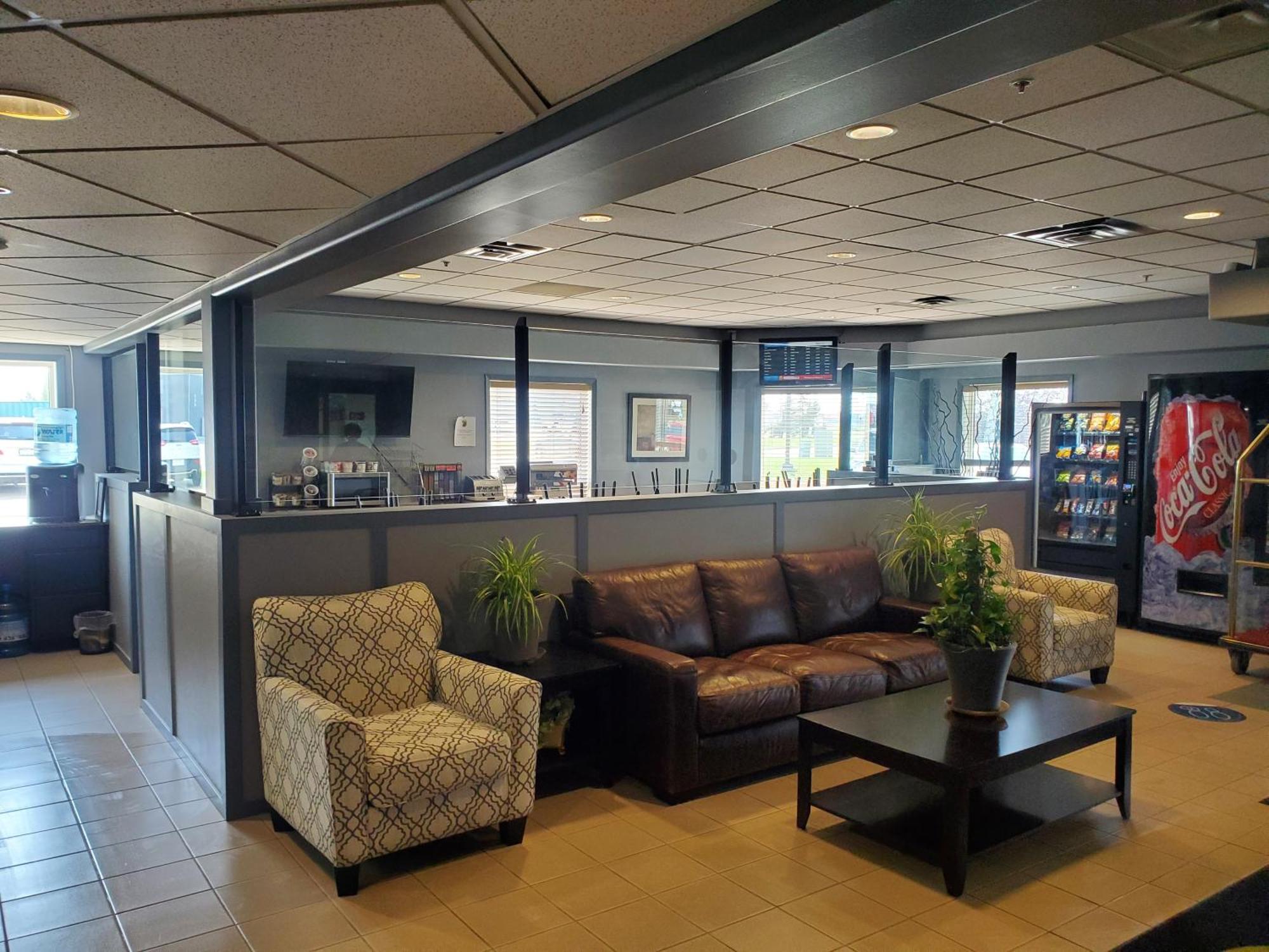 Super 8 By Wyndham Edmonton International Airport Hotel Leduc Exterior photo